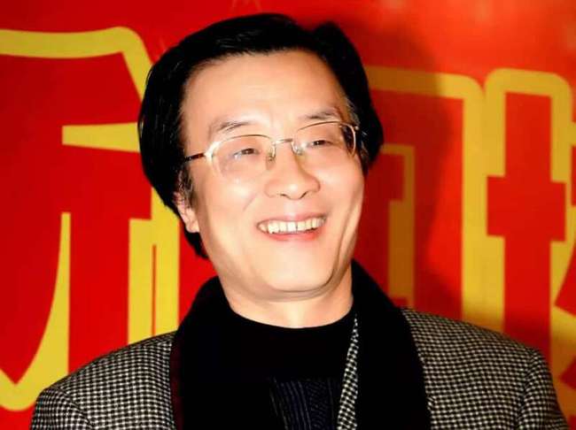 中清报告客户新闻（中清报告？中青纳记者吴晓东）“一个城市，由于人民的努力，随着温州精神值得大书，温州创造的生活远远超过故事。“温王朝主题电视系列”温州三家“作家郑义东说。戏剧在CCTV电视剧渠道金文件中广播。作为“温州家庭”三部曲，在个Thothe领域的基础上与旧代温州企业家和新一代青年创新一致。故事靠近时代的时代，在这个展示一路布局，温州人民唱出了改革开放的新强大声音。