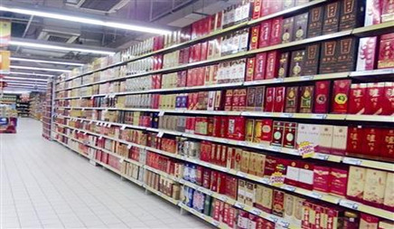 它现在是一个网络时代。所以所有的商品都必须追随时代，不可能被时间放弃。然后我需要在线营销吗？以下网络公司介绍了它。